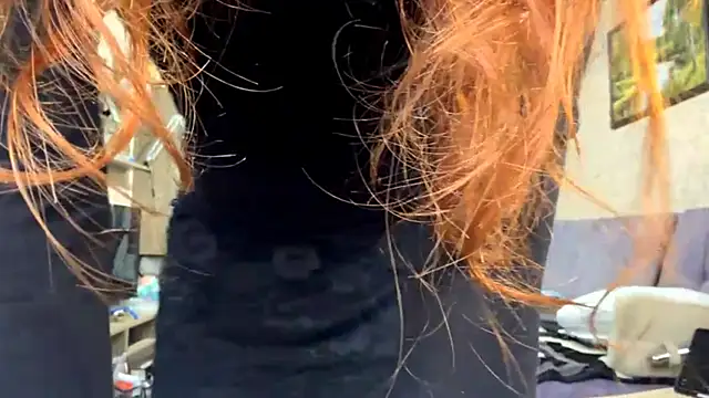 BuzzingRaid live cam on StripChat