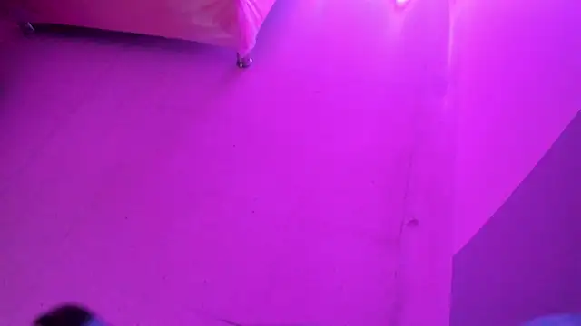 Lana_fox01 live sex cam