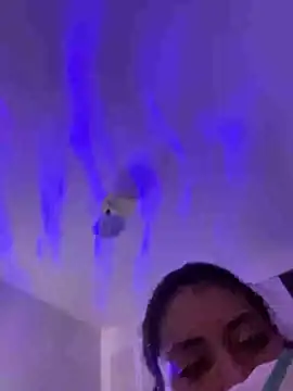 sweethushviolet - SweetHushviolet's free webcam - UK Sex Cams