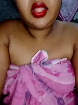 emi_baby - Emi_baby's free webcam - UK Sex Cams