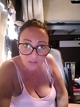Milfa_nimfomana webcam