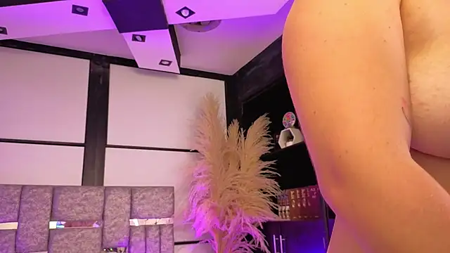 AlliceLover webcam