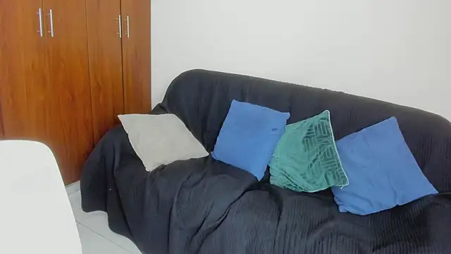 kiraGeiner webcam