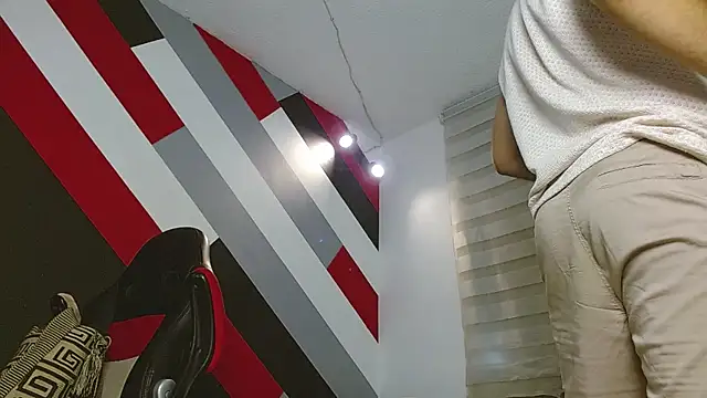 Zac_Golden webcam