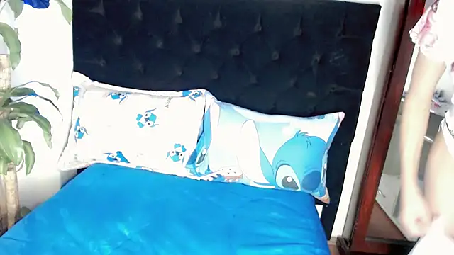 NathalialLooes webcam