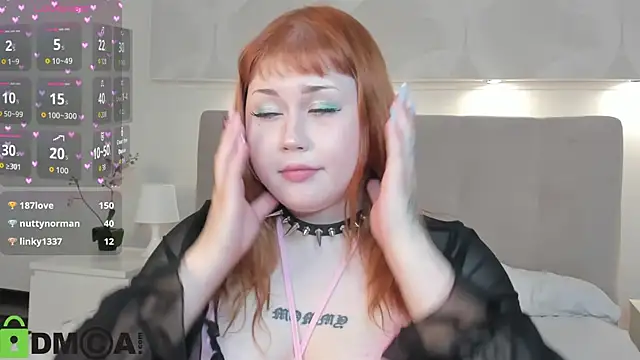 Roxy_Moor webcam