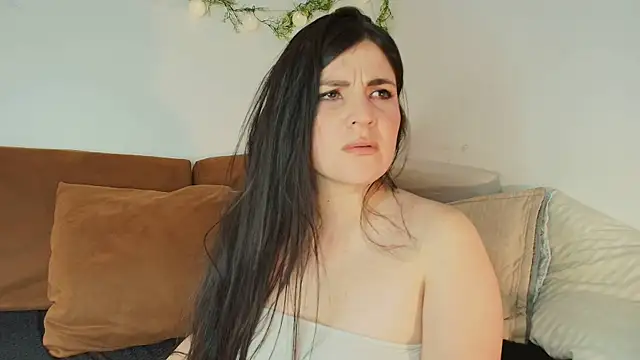 Amaravega_ webcam