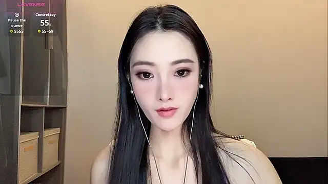 Tindraa live cam on StripChat
