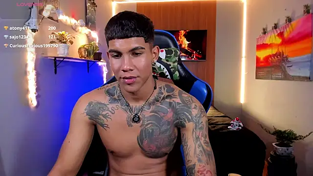 damian_latinxxx (M young) - 😍OMGI like what I see