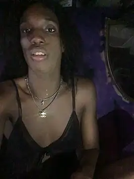 dianagonewild live cam on StripChat