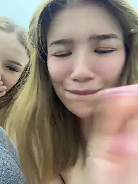 flashtitsroyal (F teen) - Milli open door right now!