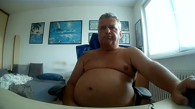 robert_sk1 (M grandpa) - Spank ass 20x