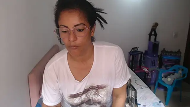 kateleyagrey webcam