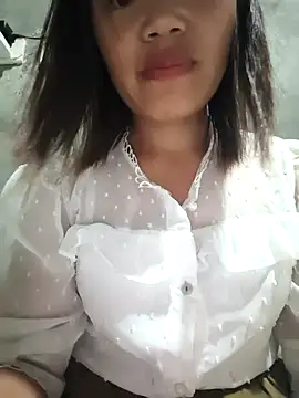 Emma-sin live cam on StripChat