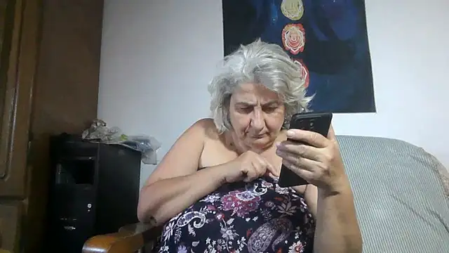 ExquisiteMature webcam