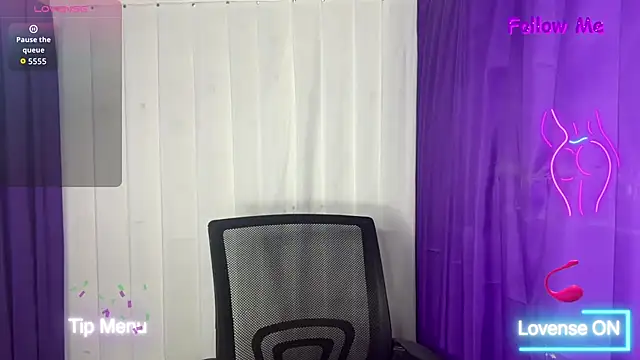 Lovely_apple19 webcam