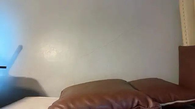 isabella_chasex live cam on StripChat