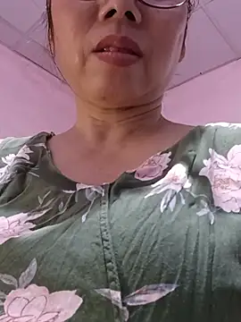 Jonaa99 live cam on StripChat
