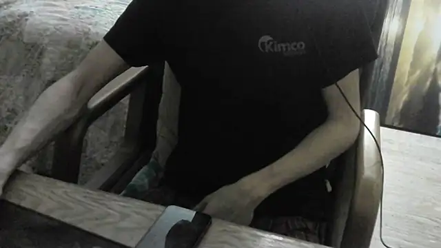 FiSTALiTY live cam on StripChat