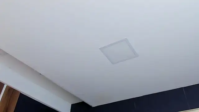 AmmyJones_ webcam