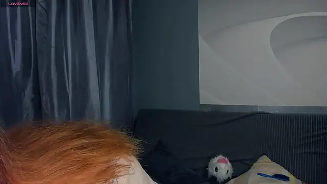 TarynPalek live webcam show