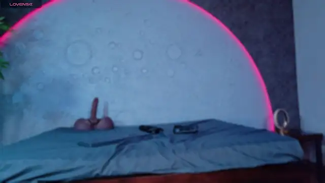 reinachloe (F young) - 🍑 TAKE OF PANTIES + FINGERING 🍑