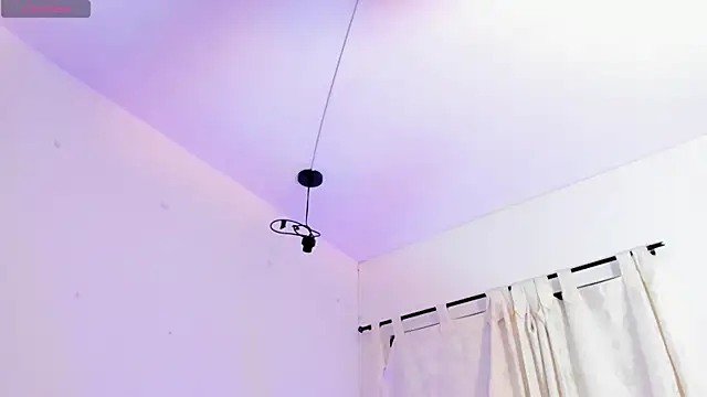 Katty_West webcam