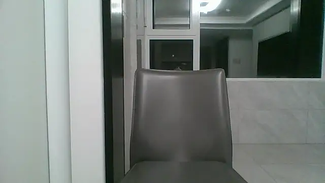nole_china7 (Ask my age) - talk / fun / cum