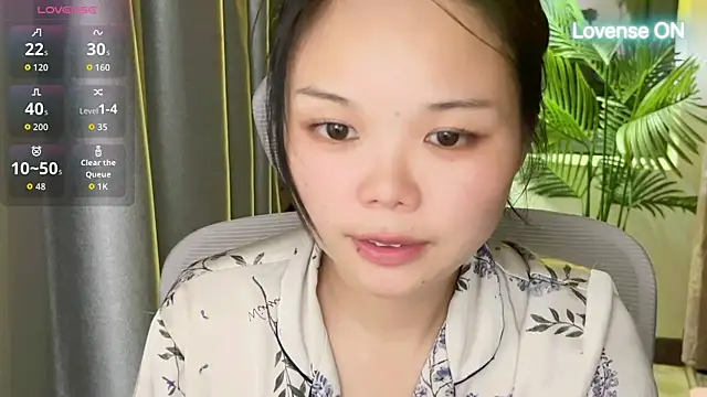 xiaosu22 live cam on StripChat