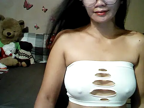 Mia_Rein live cam on StripChat