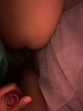 sarah_and_taylor webcam