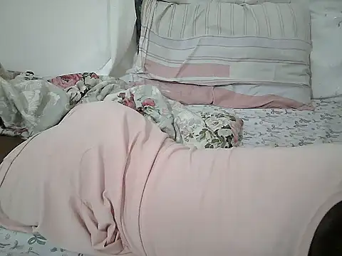 queen_beev live cam on StripChat