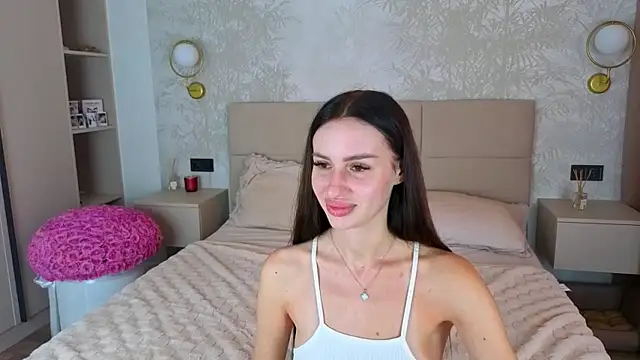 Snow_WhiteeeX live cam on StripChat
