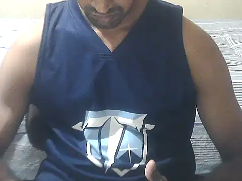rocky_usa_18 (Ask my age) - Show my face