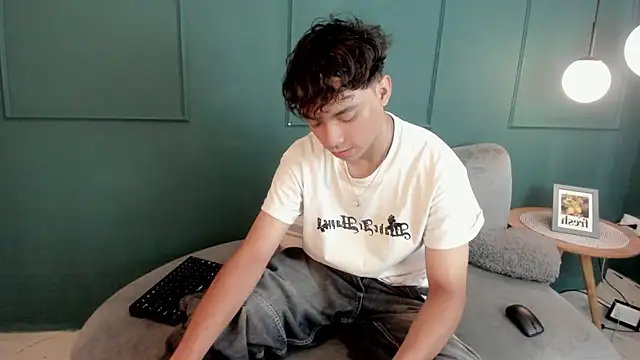 Honeymoon_sariel webcam