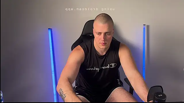 bigbaald (M young) - cum show