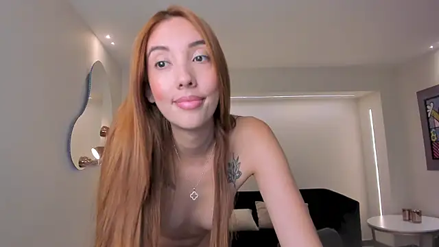 AnaisNin live cam on StripChat