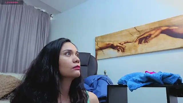 mariiana_murillo01 live cam on StripChat