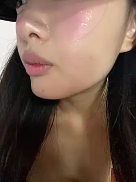 MengMeng0515 live webcam show