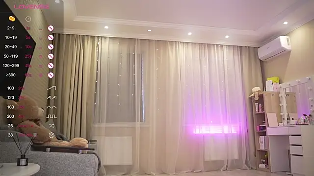 Bananalizzy live webcam show