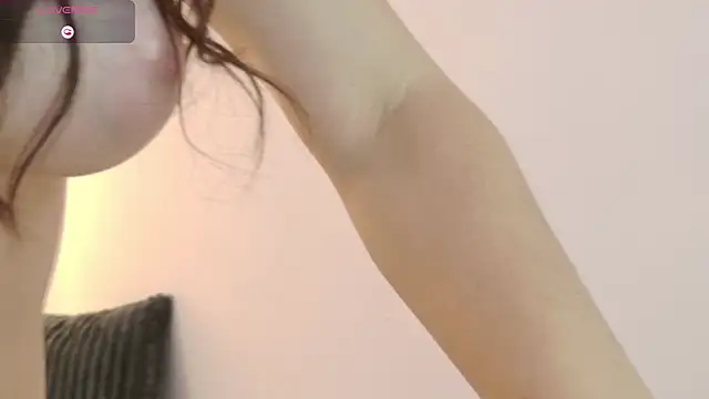 Mia_rom11 live sex cam