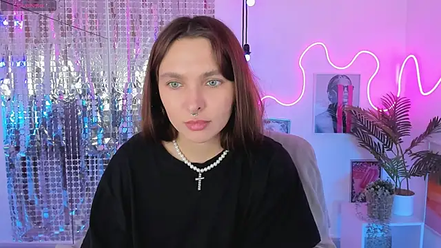 ChloeSunny webcam