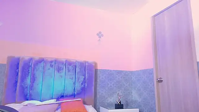 Nascary_Fox webcam