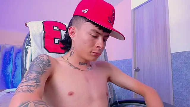 Nascary_Fox webcam