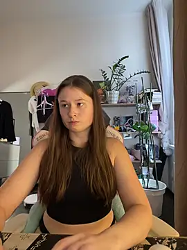 sweetest_pie live cam on StripChat