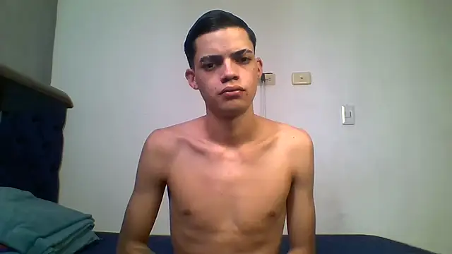 Latinos_2001 live sex cam