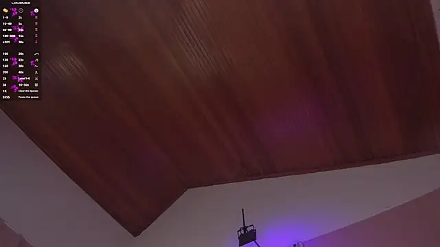 elodie_walker webcam