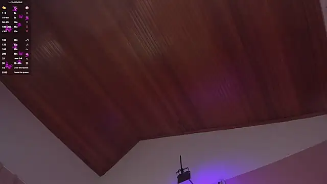 elodie_walker webcam