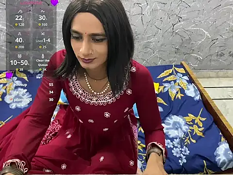 LuvLayla webcam
