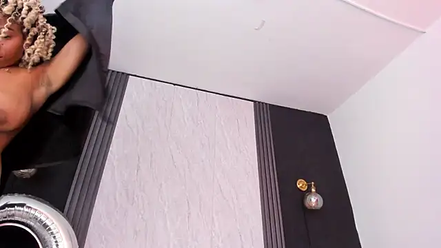 YummyDuooo webcam
